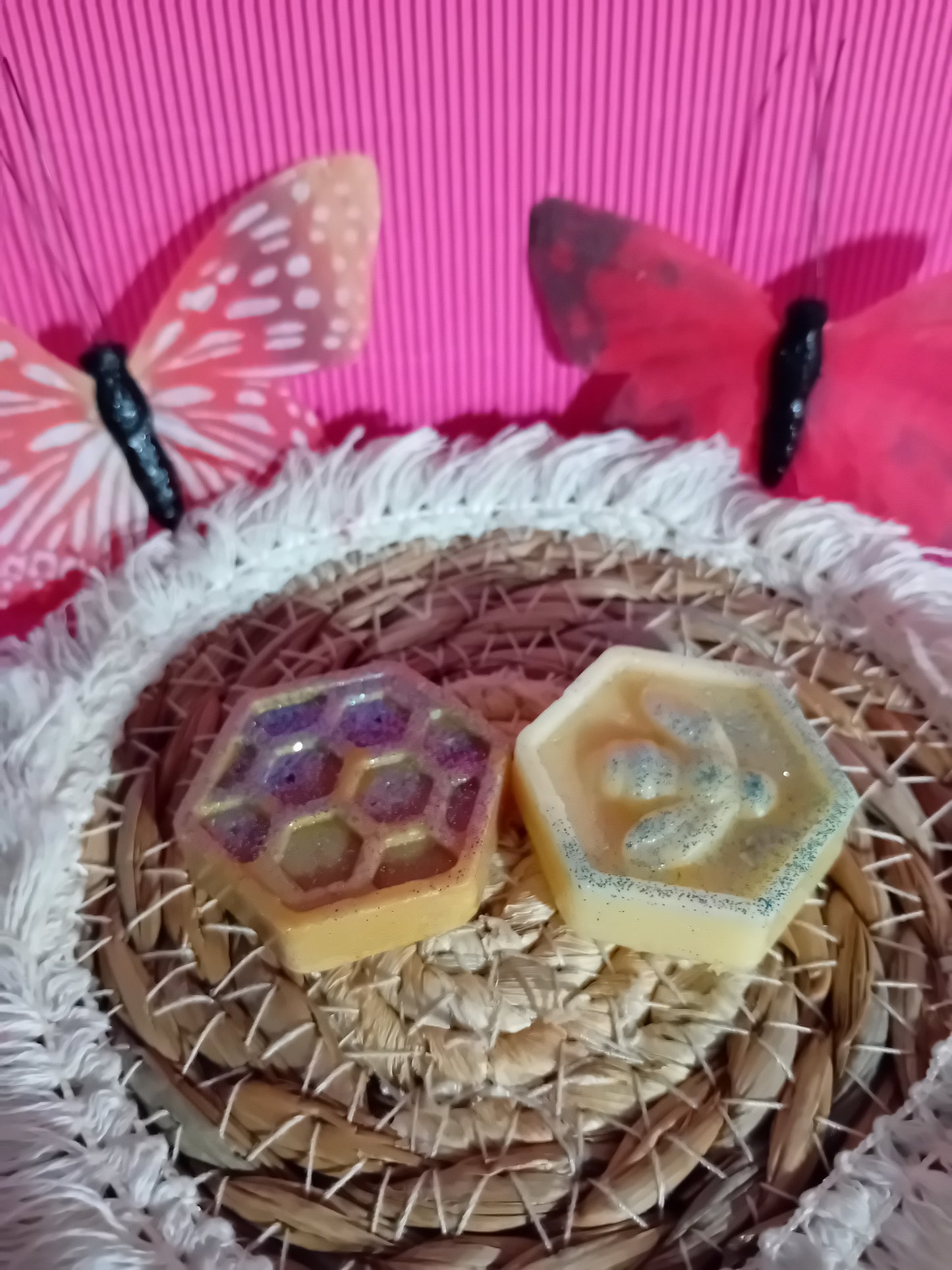 Bee scented melts